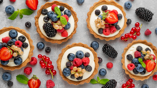 Tartaletas de Yogurt Griego y Frutas: Postre Elegante y Nutritivo