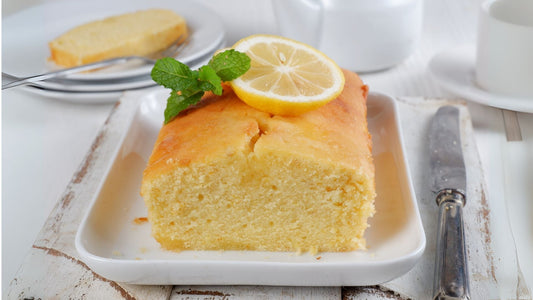 Budín de yogurt griego y limón: Ideal para el té de la tarde