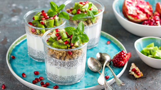 Chia Pudding Tropical con Yogurt Griego