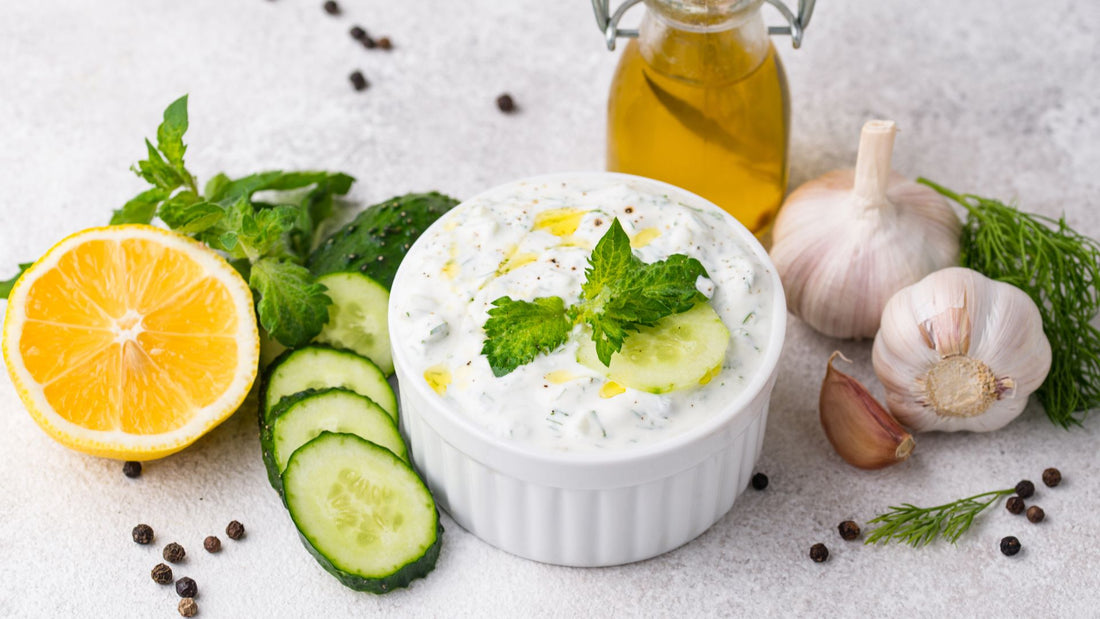 Dip de Queso Ricotta con Hierbas y Vegetales Crudos