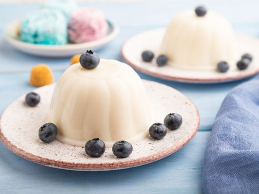 Gelatina de yogurt griego con miel